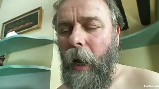 Divas blondīne māsas spēlēt sniega pikām ar brāļa cum pēc jāšanās