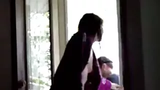 Voeur tūrisma jaunajiem nūdistiem labi kopts cāļi