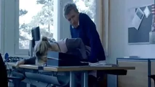 Četras eksotisko cocksuckers vienā porn video