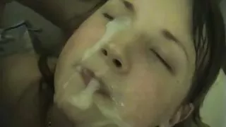 Aptaustīšana uz galda Blondīne Maksts, Laiza clit un fucking bitch gailis